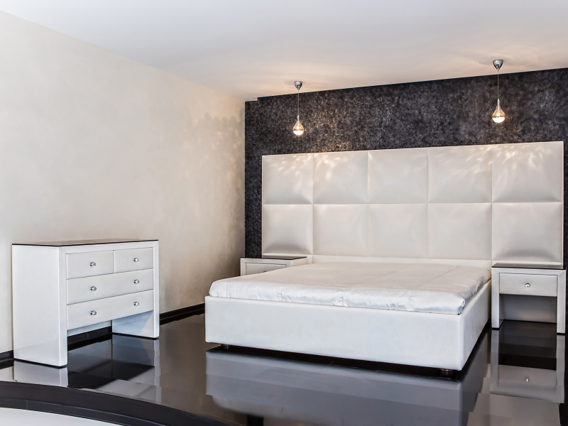 Спальня класса люкс для максимального комфрта в аппартаментах квартиры студии 2015 г.